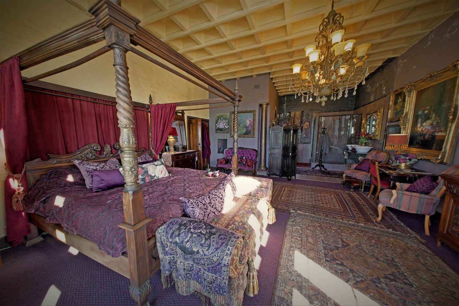 Bygracealone Manor Hotel Outeniekwa Luaran gambar