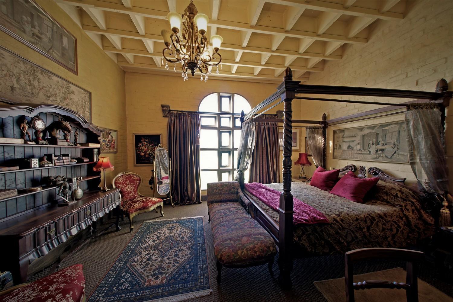 Bygracealone Manor Hotel Outeniekwa Luaran gambar